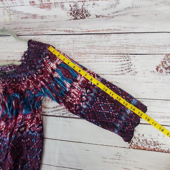 Lucky Brand Peasant Blousy Top Size M Purple Blue Paisley Geo Stretchy Boho 70's - Picture 10 of 10